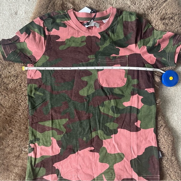 Wesc tshirt- kids- 8yrs - Picture 5 of 6